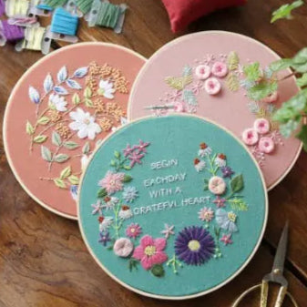 In a Hurry That Year - DIY 3D Floral Embroidery Craft Kit – Handcrafted Design